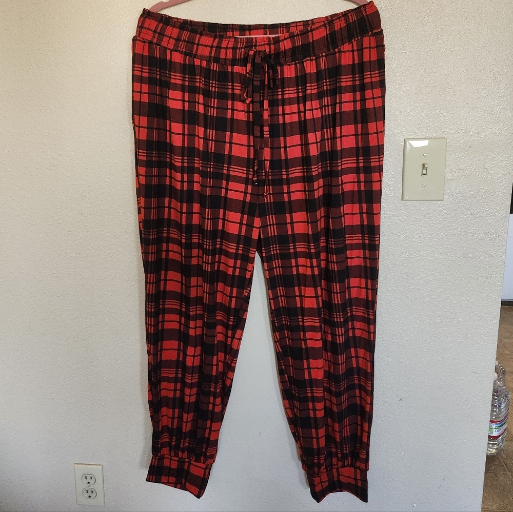 White Birch Buffalo Plaid Super Soft And Cozy Joggers